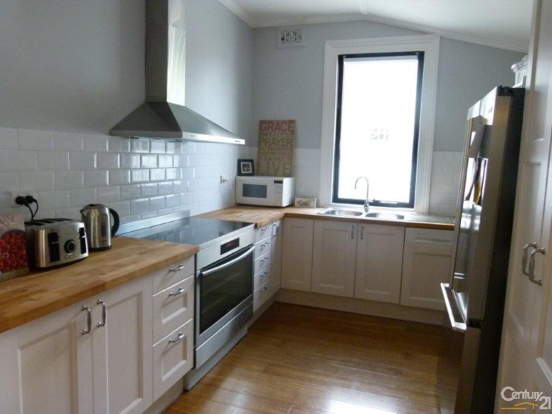 319 Simpson Street, Bondi NSW 2026