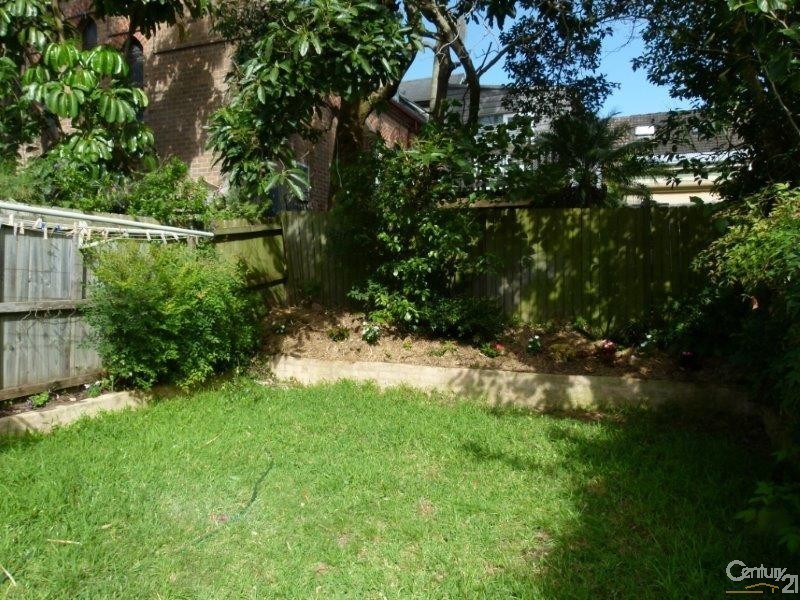 11 Denison Street, Bondi Junction NSW 2022