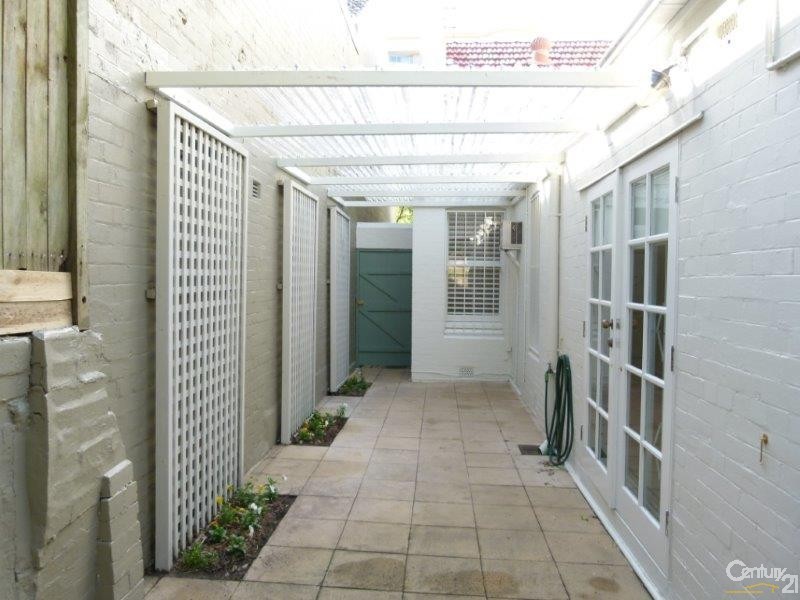 11 Denison Street, Bondi Junction NSW 2022