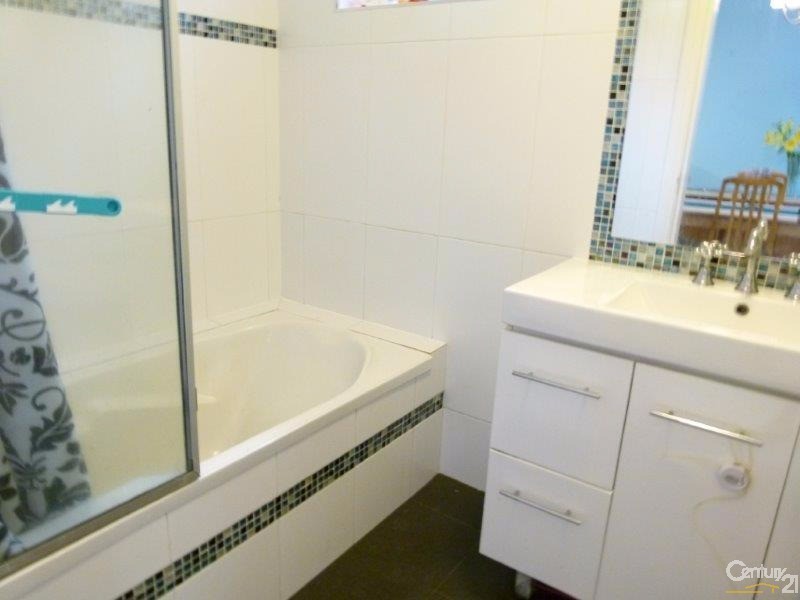 1/36 Sir Thomas Mitchell Road, Bondi Beach NSW 2026
