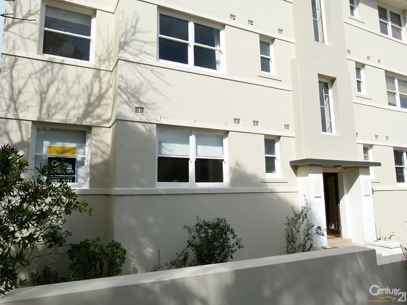 2/112 Warners Avenue, Bondi Beach NSW 2026