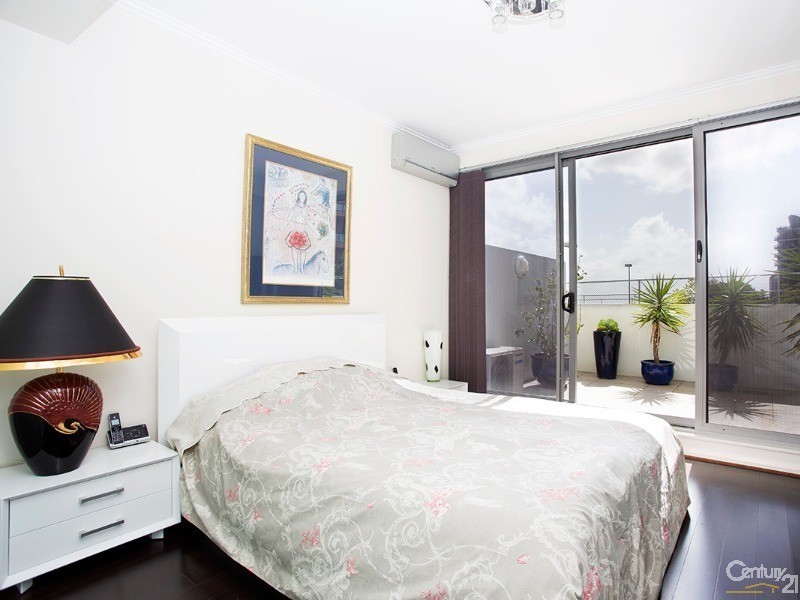 403/80 Ebley Street, Bondi Junction NSW 2022