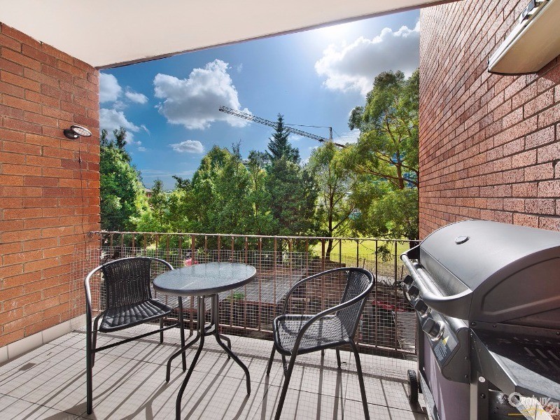 23/15 Grace Campbell Crescent, Hillsdale NSW 2036