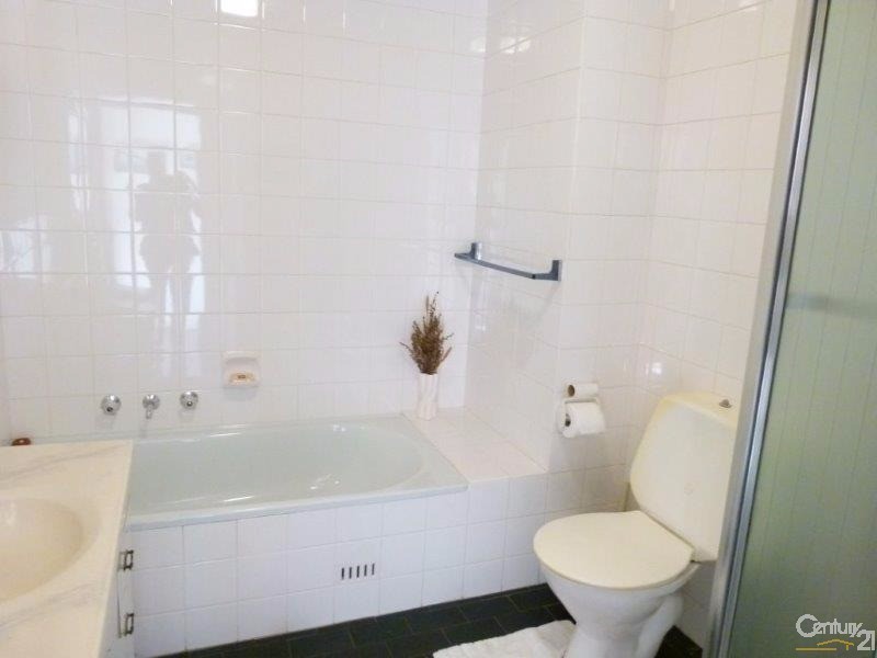 27/49 Albion Street, Waverley NSW 2024