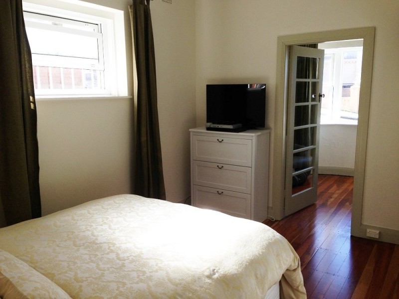 2/1 Silva Street, Tamarama NSW 2026