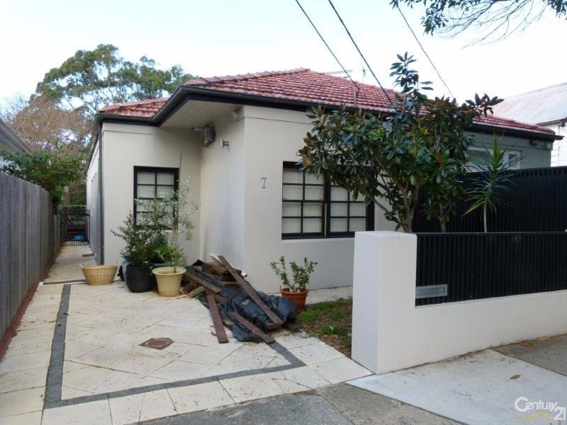 7 Clifton Road, Clovelly NSW 2031