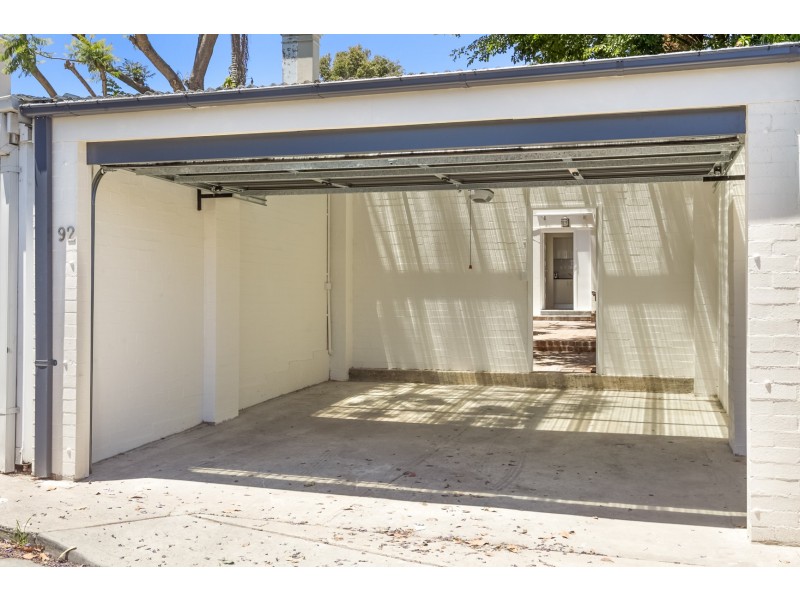 92 Old South Head Road, Woollahra NSW 2025