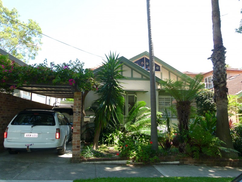 9 Arnold Street, Queens Park NSW 2022