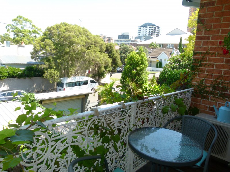 45 Mackenzie Street, Bondi Junction NSW 2022