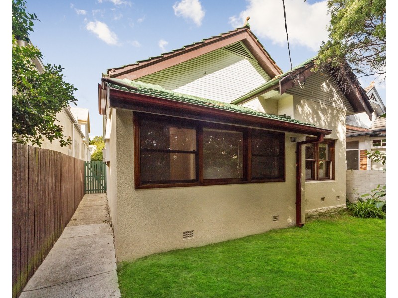 166 Newland Street, Queens Park NSW 2022