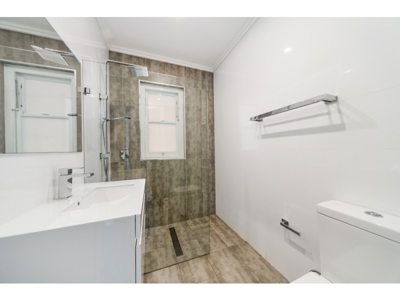 2/109 New South Head Rd, Edgecliff NSW 2027