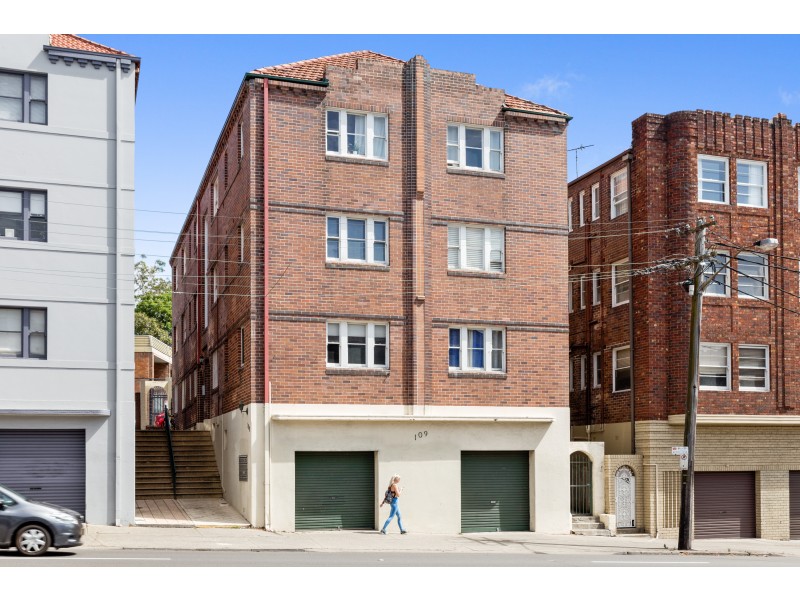 2/109 New South Head Rd, Edgecliff NSW 2027