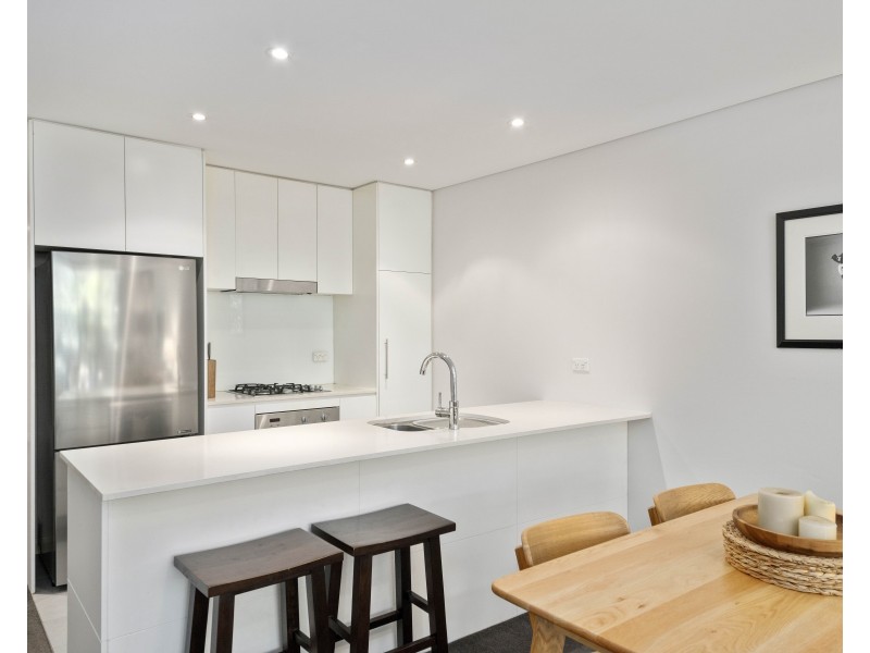 2/12 Garden Street, Alexandria NSW 2015