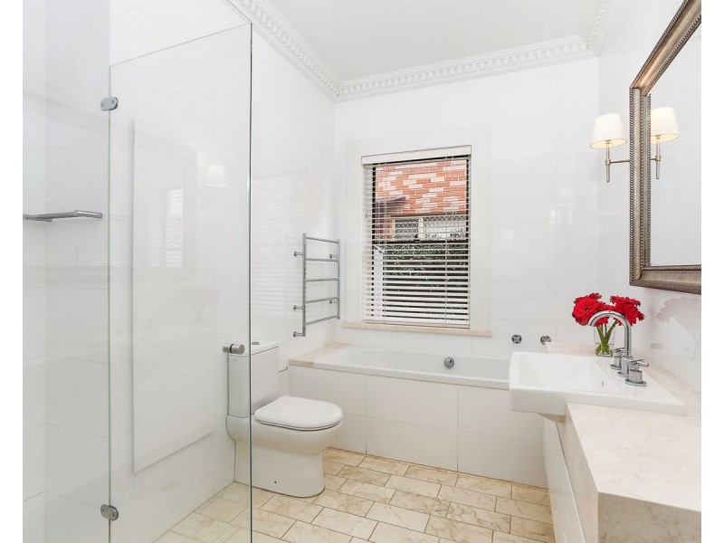 4 Westcott Street, Eastlakes NSW 2018