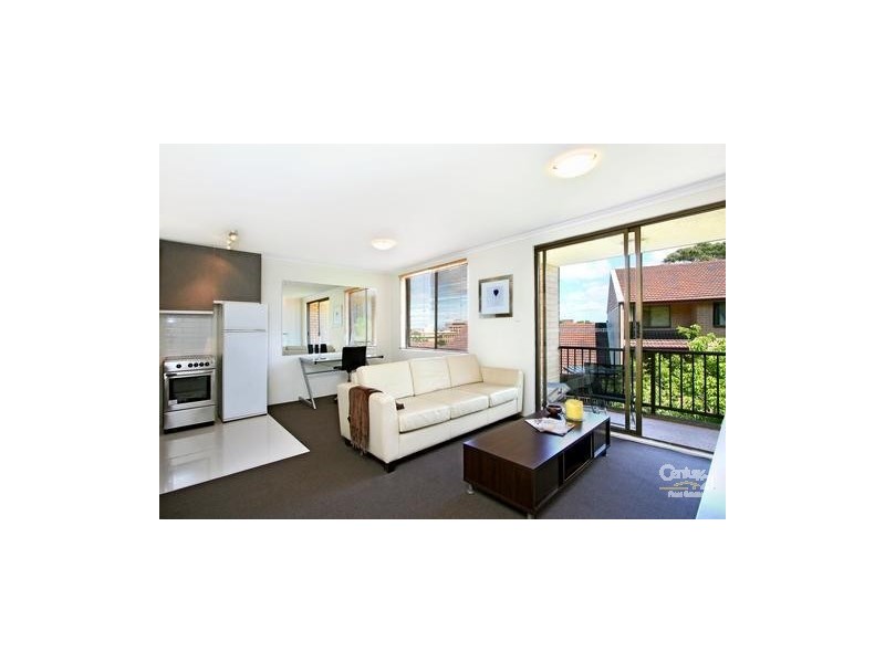 24/4 Goodlet Street, Surry Hills NSW 2010