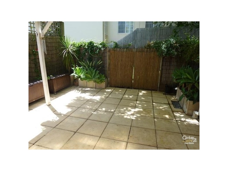 96 Newland Street, Bondi Junction NSW 2022