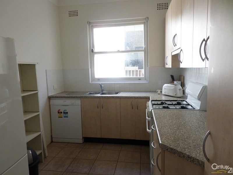 2/112 Warners Avenue, Bondi Beach NSW 2026