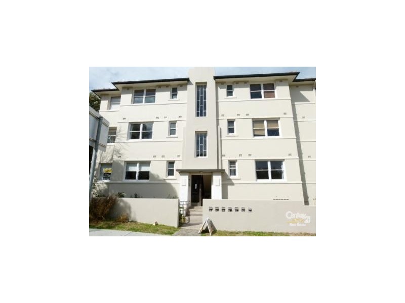 2/112 Warners Avenue, Bondi Beach NSW 2026