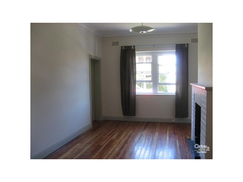 2/1 Silva Street, Tamarama NSW 2026