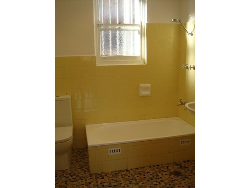 1/2 Barry Street, Clovelly NSW 2031