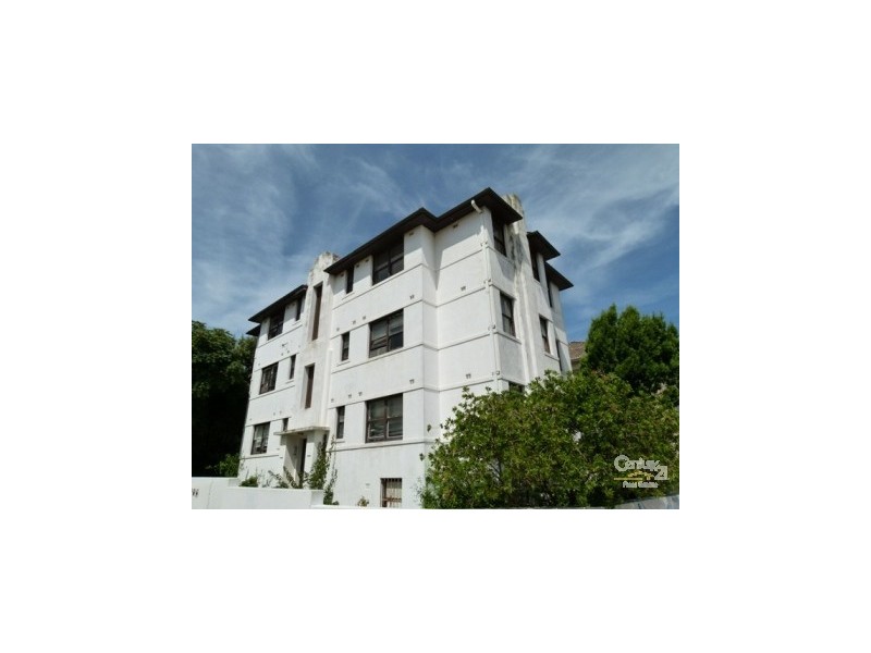 2/112 Warners Avenue, Bondi Beach NSW 2026