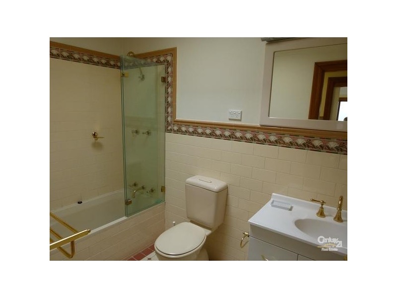 166 Newland Street, Queens Park NSW 2022