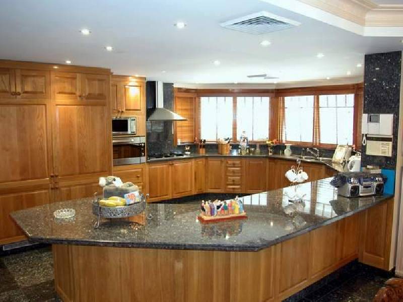 4 Hampshire Avenue, West Pennant Hills NSW 2125