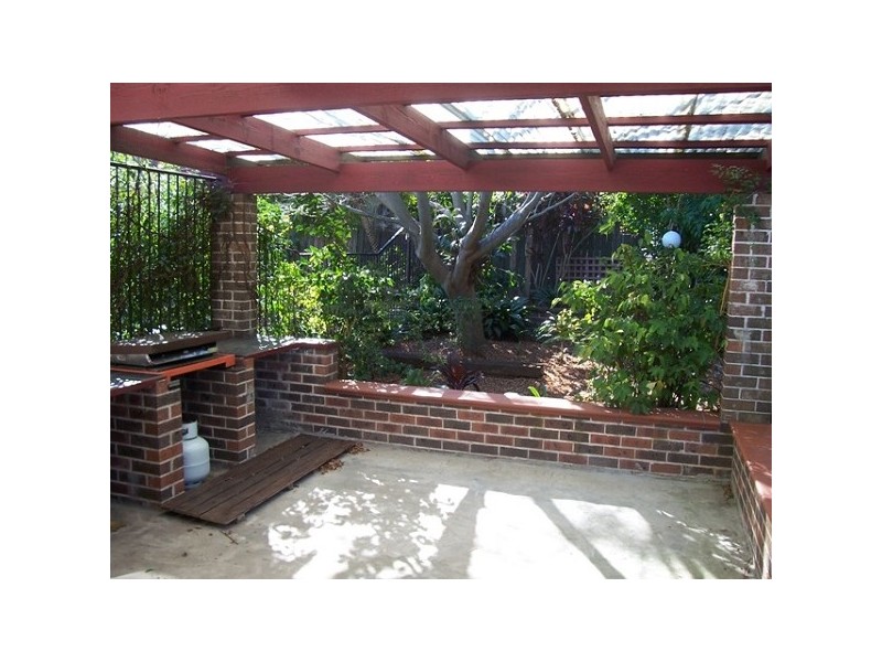 18 English  Avenue, Castle Hill NSW 2154