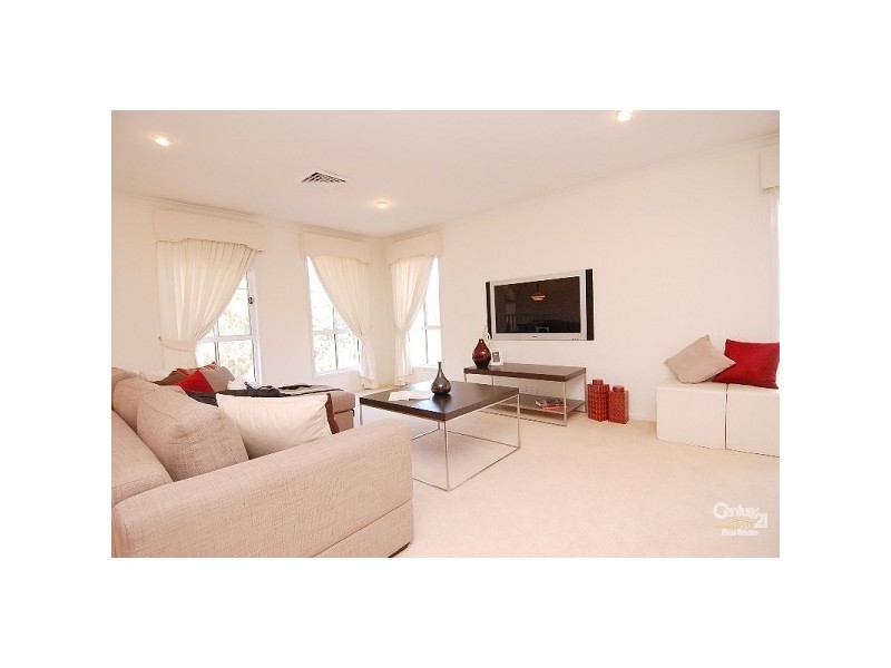 4 Barrington Drive, Dural NSW 2158