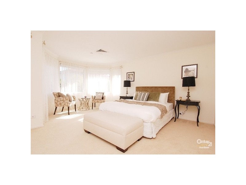 4 Barrington Drive, Dural NSW 2158