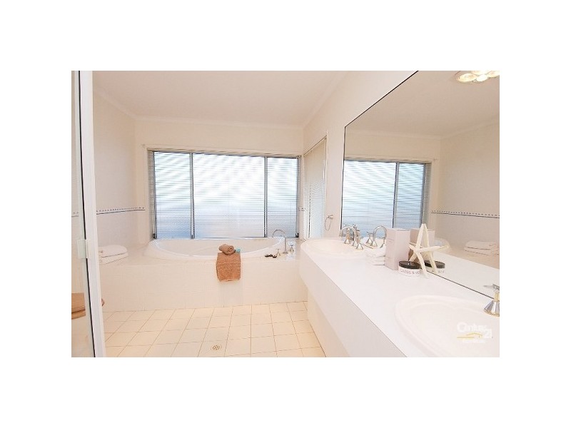 4 Barrington Drive, Dural NSW 2158