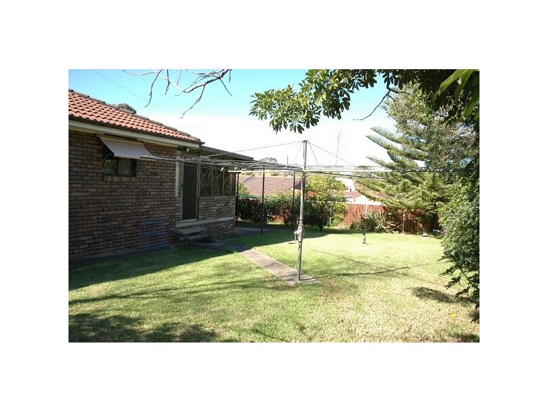 33 Oakes Road, West Pennant Hills NSW 2125