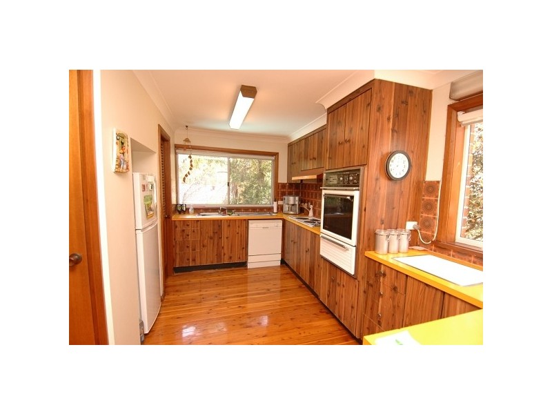 6 Read Place, West Pennant Hills NSW 2125