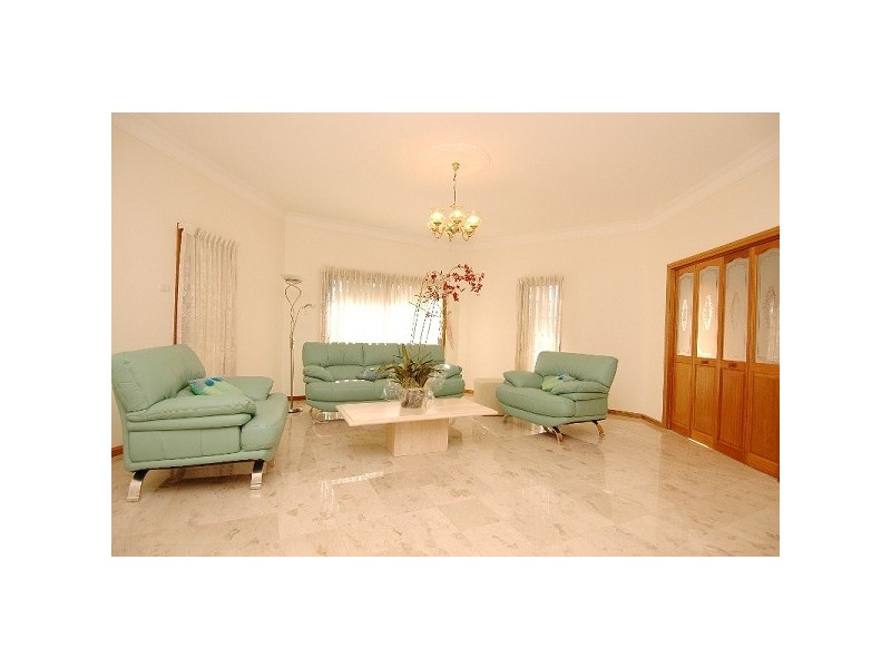 2 Benedictine Place, Cherrybrook NSW 2126