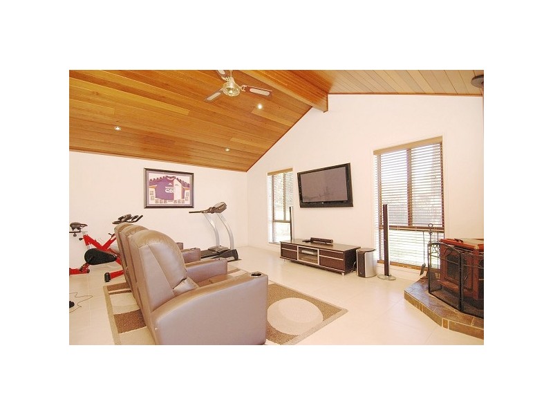 8 Bayberry Way, Castle Hill NSW 2154