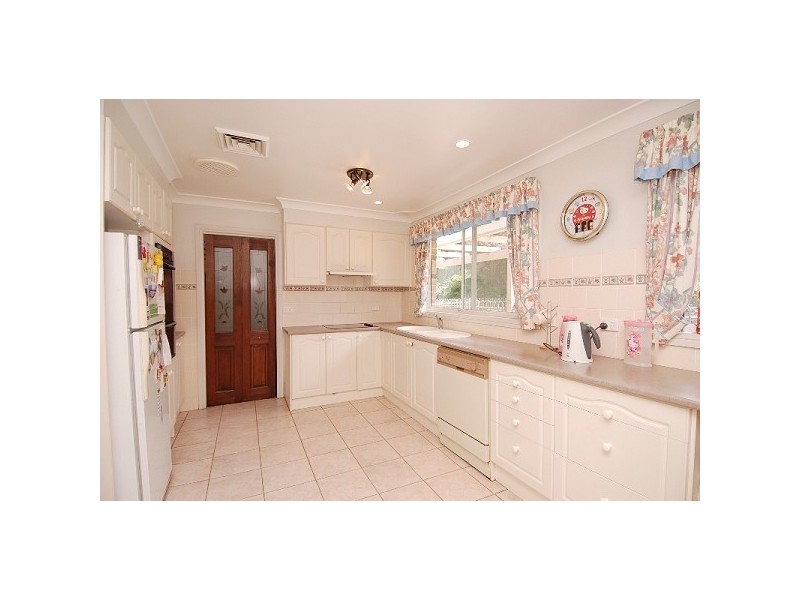 37 Westmore Drive, West Pennant Hills NSW 2125