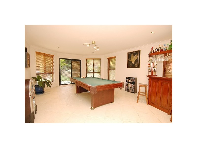 44 Winchcombe Place, Castle Hill NSW 2154