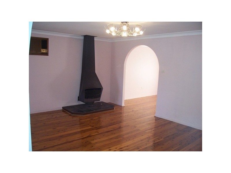 18 English Avenue, Castle Hill NSW 2154