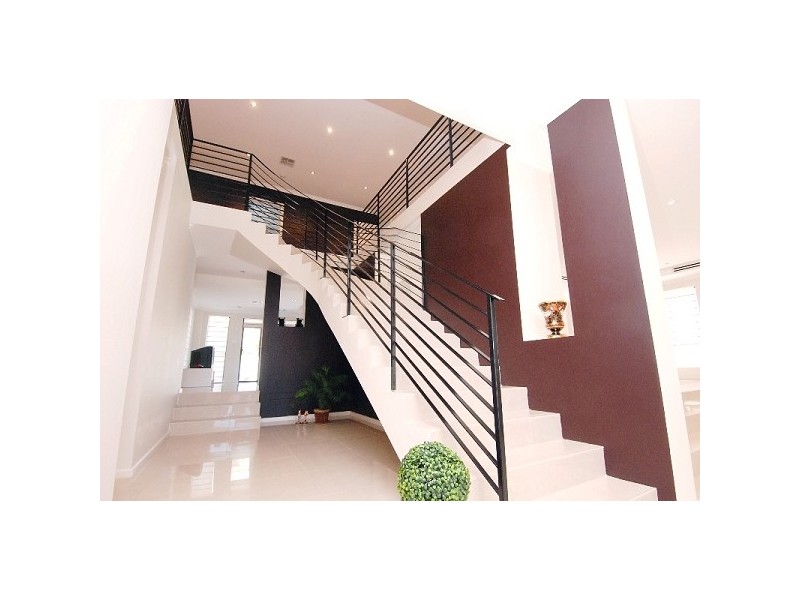 9 Ridgemark Place, Bella Vista NSW 2153