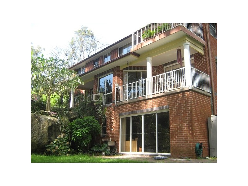 11 Tanglewood Place, West Pennant Hills NSW 2125