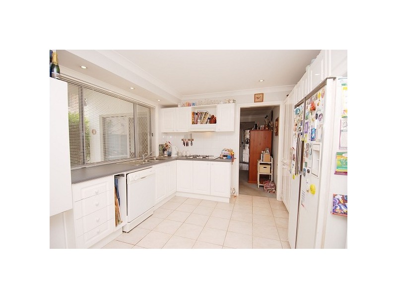 13 Fernbrook Place, Castle Hill NSW 2154