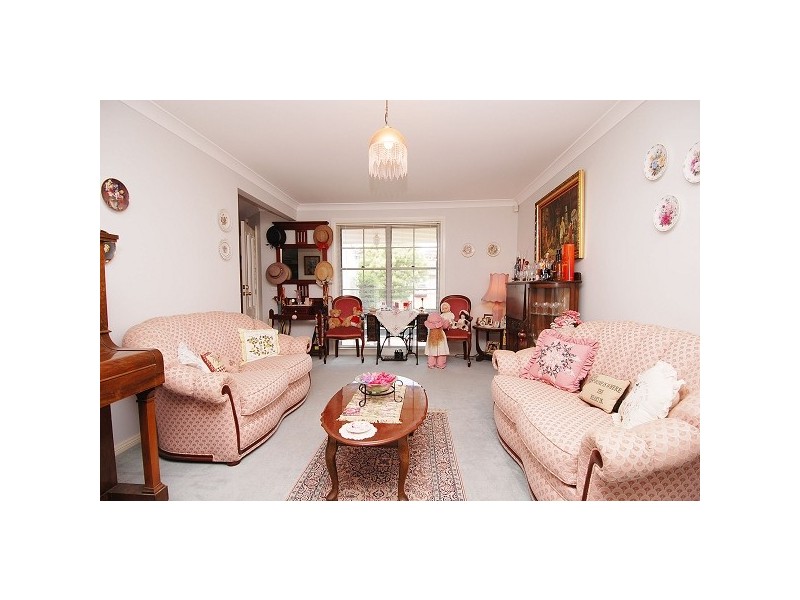 13 Fernbrook Place, Castle Hill NSW 2154