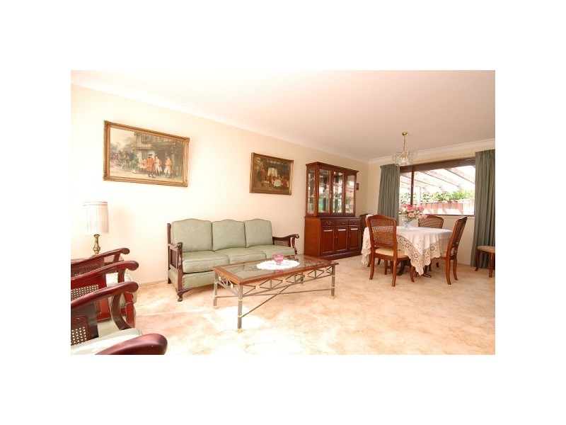 43 Parkhill Cr, Cherrybrook NSW 2126