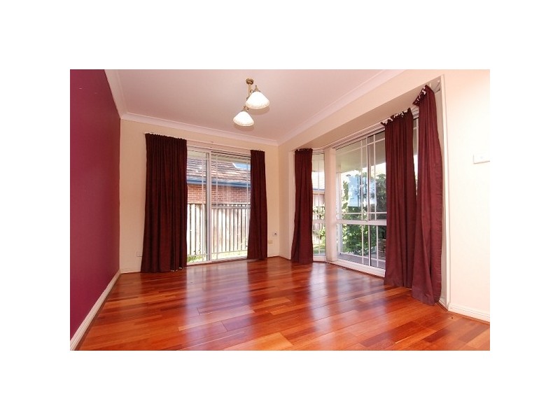 32 Neale Ave, Cherrybrook NSW 2126