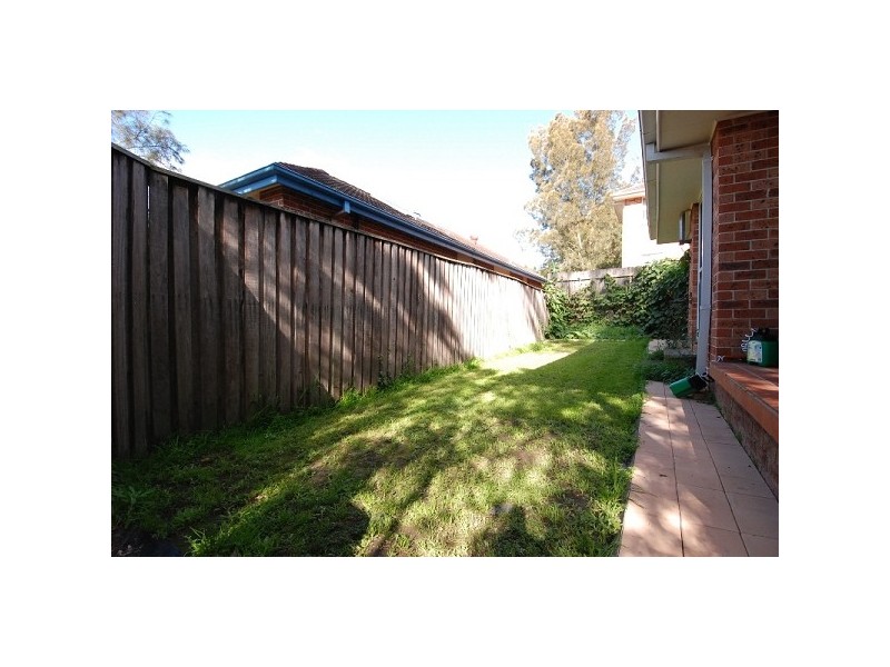 32 Neale Ave, Cherrybrook NSW 2126