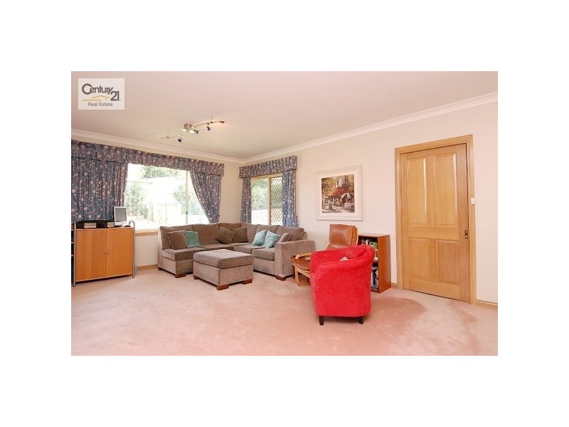 77 Gindurra Avenue, Castle Hill NSW 2154