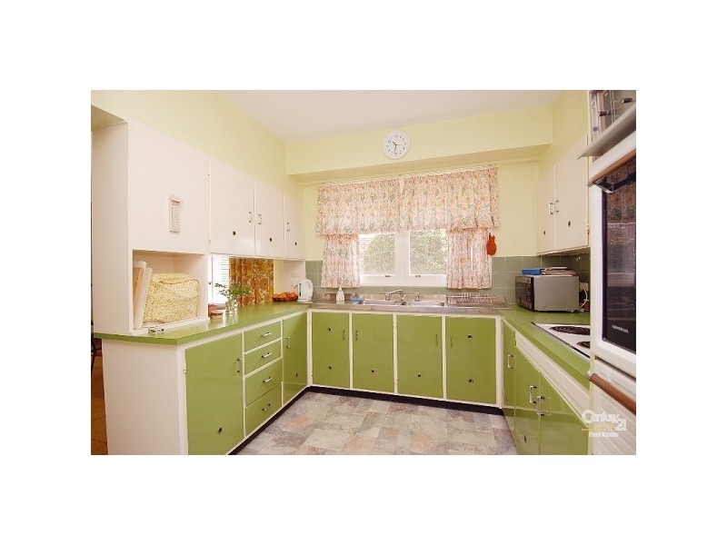 11 Tallgums Avenue, West Pennant Hills NSW 2125
