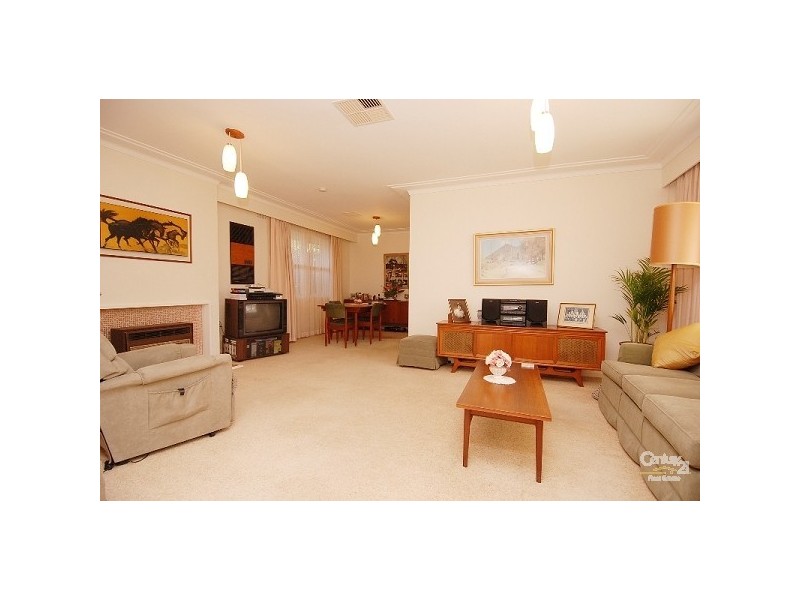 11 Tallgums Avenue, West Pennant Hills NSW 2125