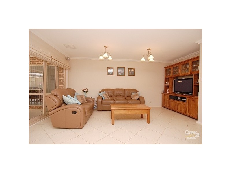 43 Valenti Cr, Kellyville NSW 2155