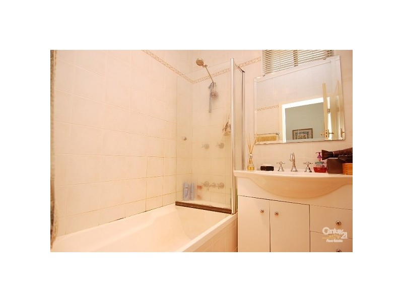 15a Margaret Street, Northmead NSW 2152